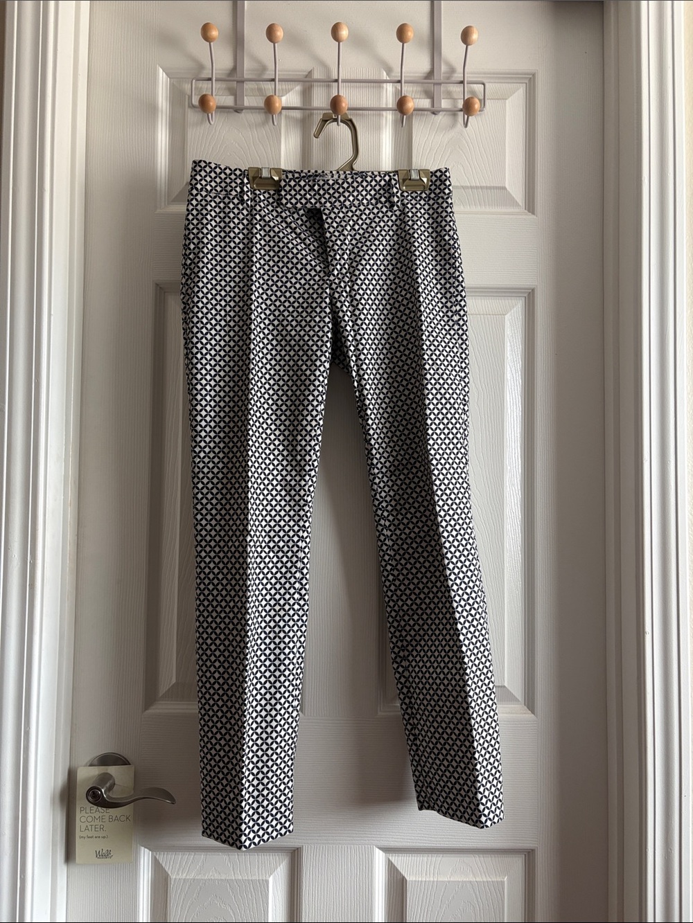 GAP Black and White Patterned Ankle Pants